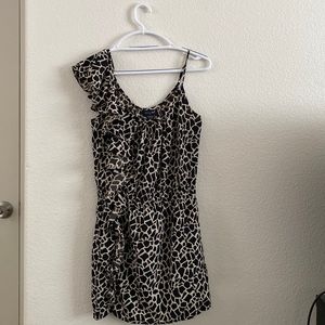 I am selling this Envy Me one shoulder dress size Large